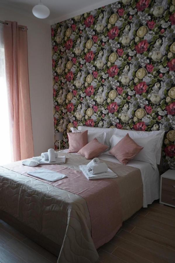Frebi's Home - Bed&Breakfast Neapel Exterior foto